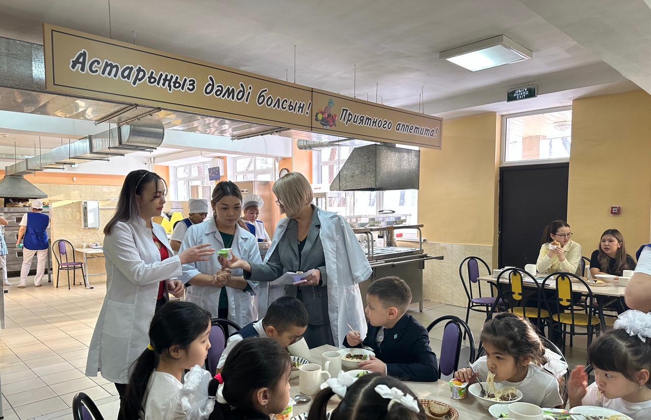 №110 мектеп-гимназиясы бойынша тамақтандыру сапасына мониторинг жүргізу
